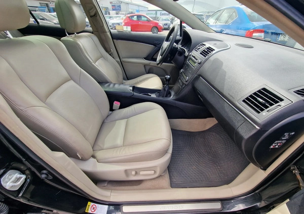 Toyota Avensis cena 24900 przebieg: 332944, rok produkcji 2010 z Szczuczyn małe 254